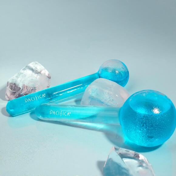 Lot of 2 - Pacifica Chill Baby Cooling Cryo Globes Facial Massage 2 Glass Globes - Picture 7 of 16